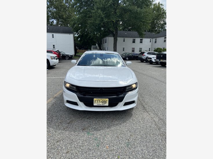 Thumbnail Photo undefined for 2019 Dodge Charger SE